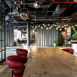 Hotel Radisson Red Brussels, Brüssel